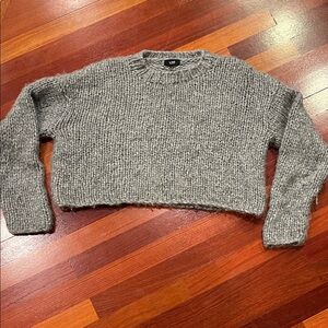 Elegant Gray Knit Crew Neck Sweater